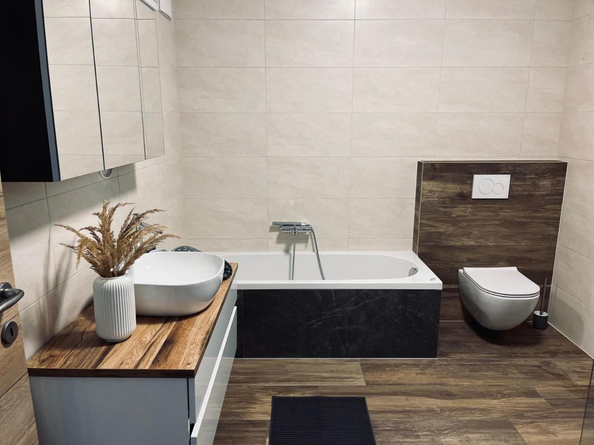 Apartment Country House Zaton Tisina Buitenkant foto